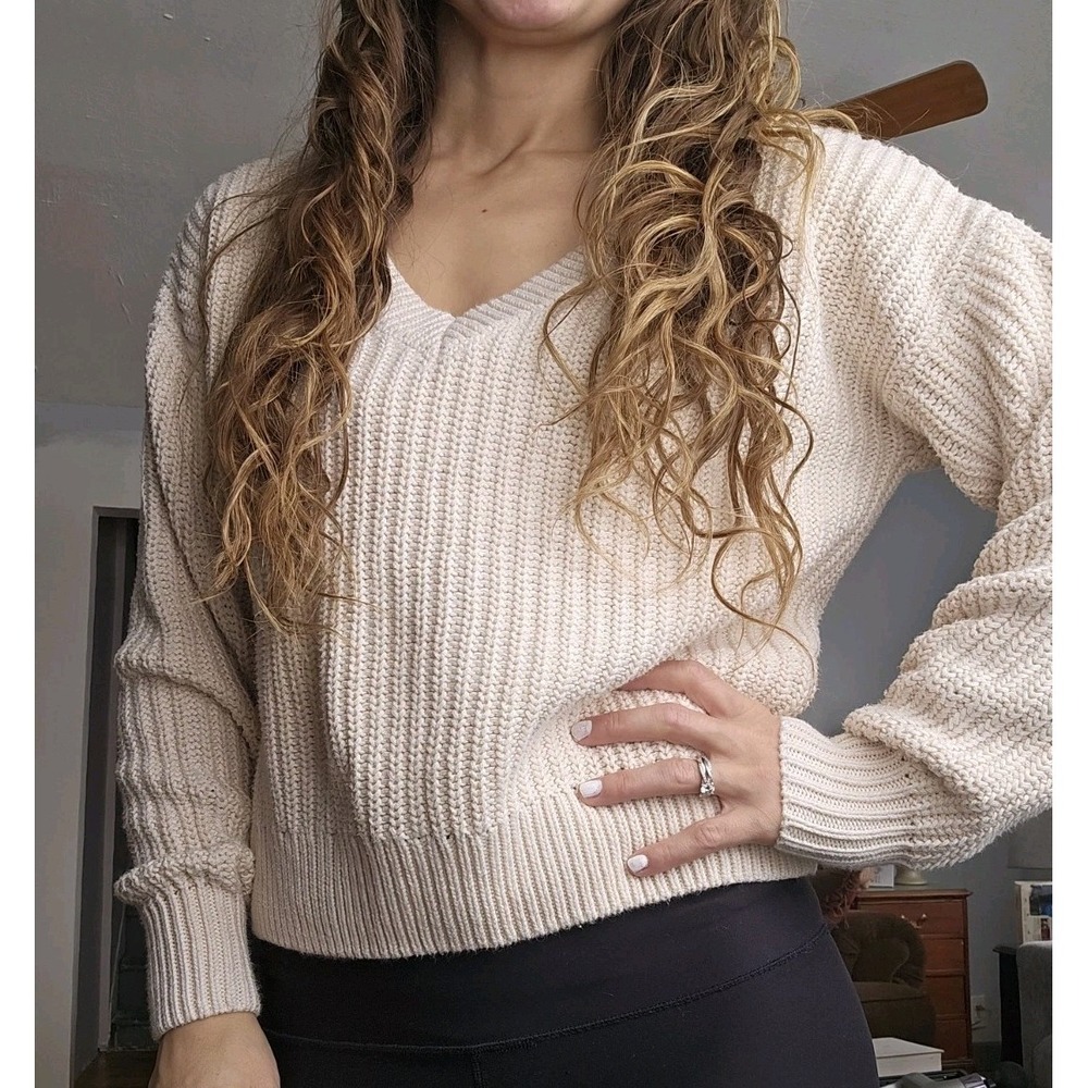 Victorias Secret PINK V Neck Offwhite Cream Beige Sweater XS Oversized Knit Soft